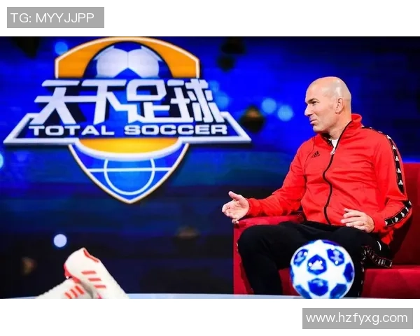 全球八大足球传奇球星揭秘:巅峰对决与无可比拟的荣耀时刻