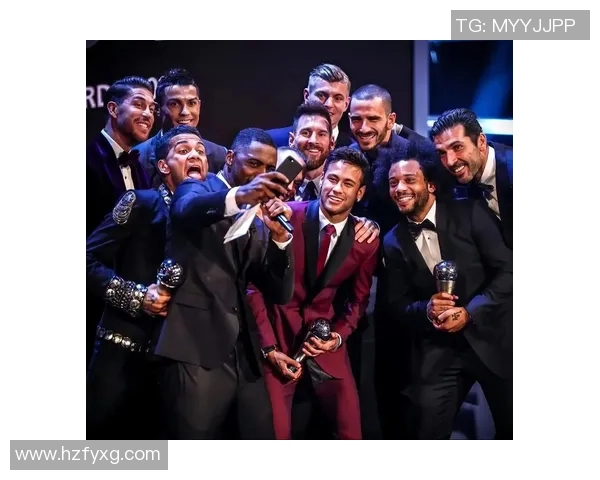 足球场上的传奇人物：从梅西到C罗，探寻他们的成功之路